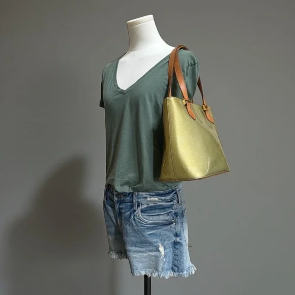 Authentic Louis Vuitton Vernis Houston Tote Shoulder Bag! Comes with COA! - Picture 15 of 16